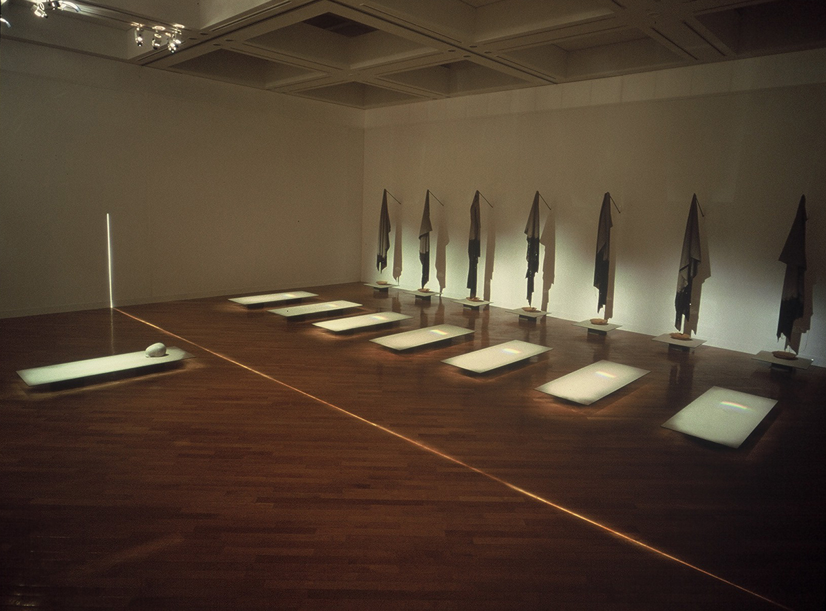 けはいをきくこと・・・蒼穹をうつす